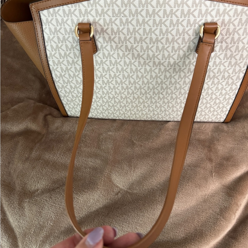 Michael Kors Brown and Cream Tote Bag - Picture 9 of 10